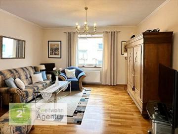 Schön möblierte 3 Zimmer Wohnung mit Internet und Balkon, Düsseldorf Derendorf, Füsilierstr