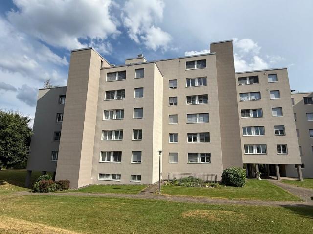 Schön renovierte Wohnung mit Lift an ruhiger Lage