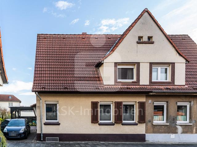 Schön sanierte Doppelhaushälfte in der Roten Kolonie!