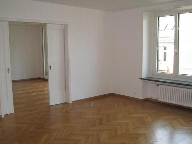 Schön Stadtwohnung an ruhiger Lage