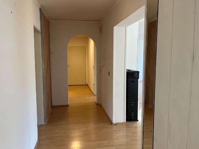 Schöne 3,5\ Zimmer\ Wohnung mit großem Garten in Königsbach\ Stein