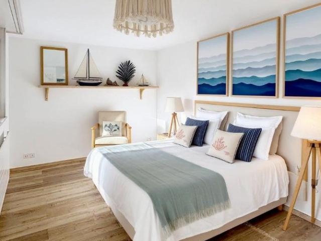 Schöne 3,5 Zimmer Wohnung mit Kamin in Clarens
