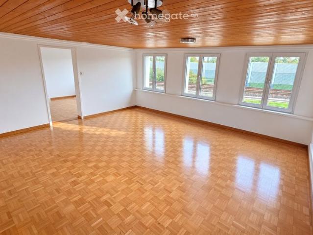 Schöne 3.5 Zimmer Wohnung ab Sofort verfügbar
