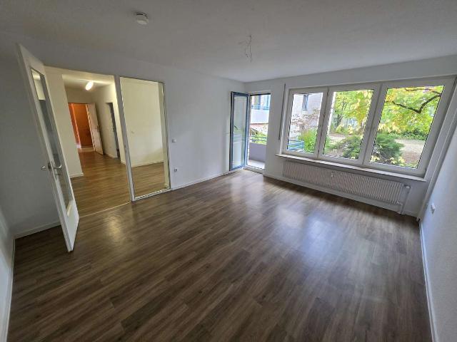 Schöne 3,5 Zimmer Wohnung im Erdgeschoss in Bad Nauheim mit Bad + WC