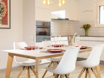 Schöne 3.5 Zimmerwohnung – LOT 742 1