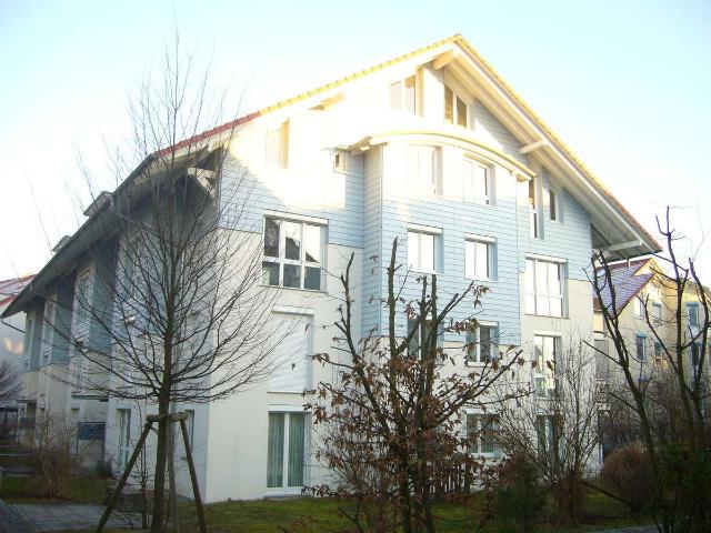 Schöne 3,5 Zimmerwohnung mit Balkon und Doppelparker in Marbach