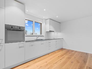 schöne 3.5 Zimmerwohnung mit Gartensitzplatz