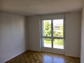 Schöne 3.5 Zimmerwohnung mit privater Waschküche