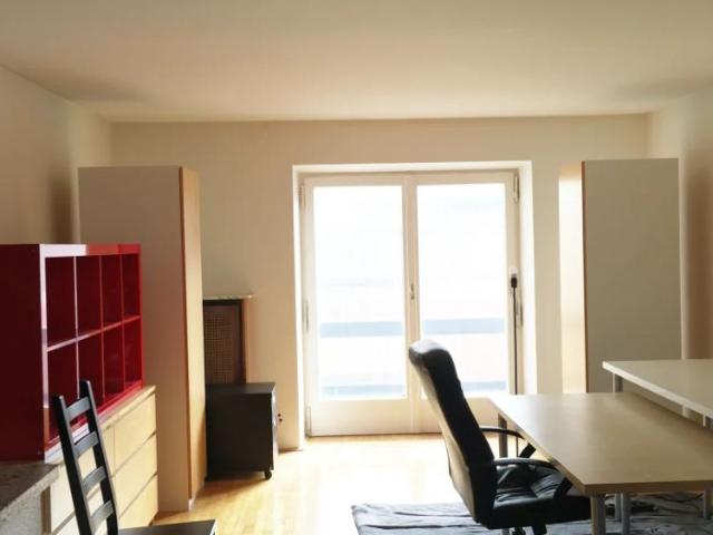 Schöne 3 1/2 Zi Mietwohnung in Salzburg Itzling mit Terrasse und kl. Balkon