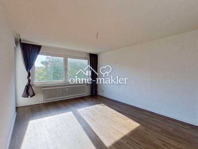 Schöne 3 Zi. Whg. mit BALKON, EBK und viel Lichteinfall