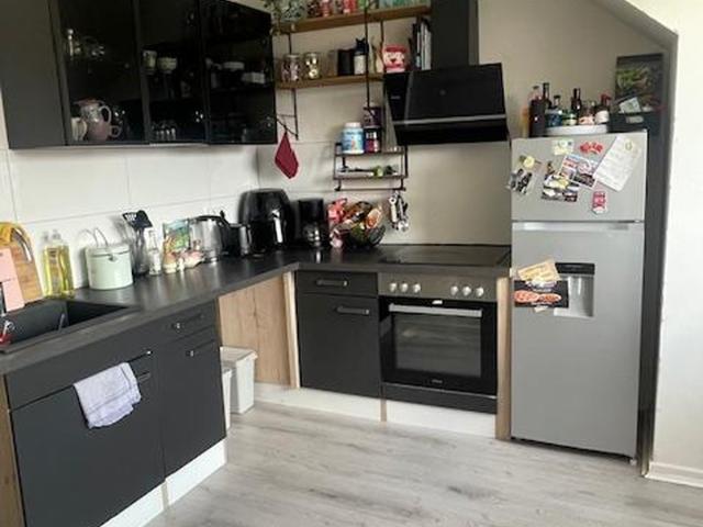 Schöne 3 Zi. Dachgeschosswohnung/ Maisonette in OS Innenstadt