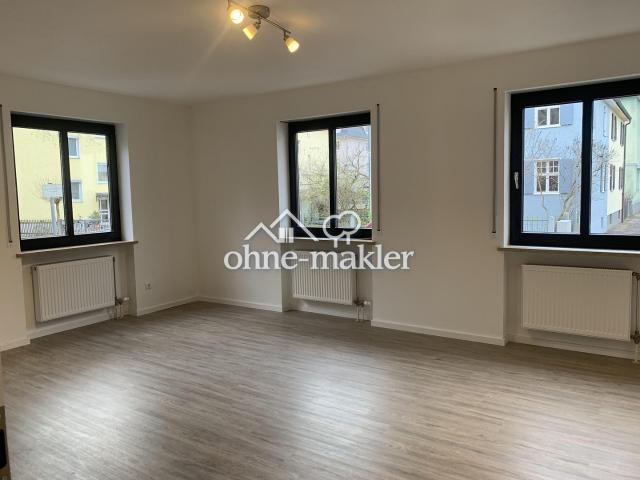 Schöne 3 Zi Kü Bad mit Balkon in Pfersee