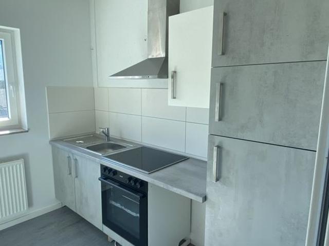 schöne 3 Zi. mit EBK und Balkon