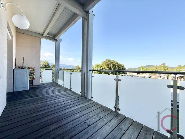 Schöne 3 Zi. Seeblick Wohnung mit überdachter Terrasse am Faaker See