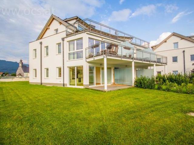 Schöne 3 Zimmerwohnung mit Terrasse und Garten