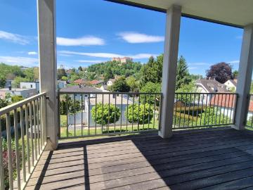 SCHÖNE 3 ZIMMERWOHNUNG MIT TRAUMTERRASSE