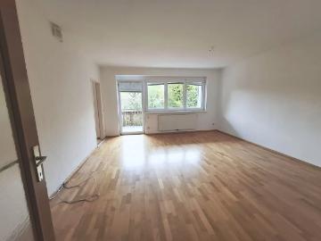 Schöne 3 Zimmerwohnung mit Balkon in der Nibelungenstadt