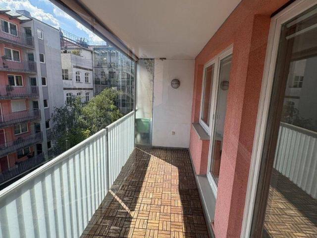 Schöne 3 Zimmerwohnung mit Freifläche in einem Top Zustand!