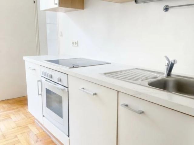 Schöne 3 Zimmer Altbauwohnung Nähe Augarten