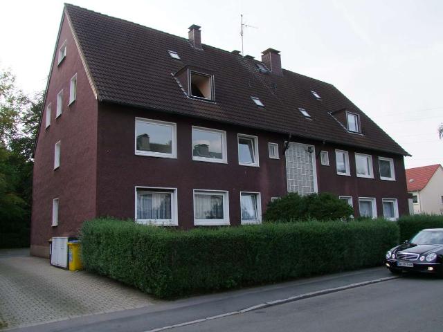 Schöne 3 Zimmer DG Wohnung in Wellinghofen mit Balkon