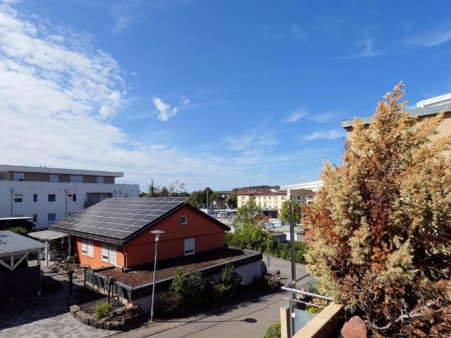 Schöne 3 Zimmer Mietwohnung mit großem Südbalkon in zentraler Lage von Bad Rappenau“