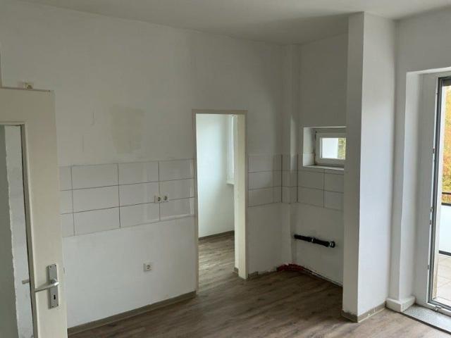 Schöne 3 Zimmer Wohnung im 3.OG!