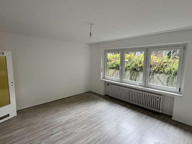 Schöne 3 Zimmer Wohnung im Erdgeschoss zu vermieten ideal auch für Senioren