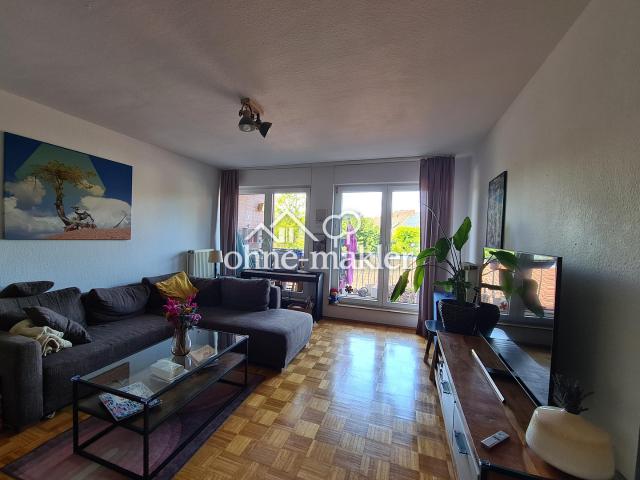 Schöne 3 Zimmer Wohnung in Top Lage mit Balkon und PKW Stellplatz, Eigennutzung o. Kapitalanlage!