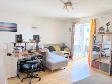 Schöne 3 Zimmer Wohnung in zentraler Lage