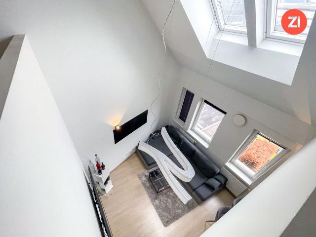 Schöne 3 Zimmer Wohnung in der Harrachstraße mit Einbauküche