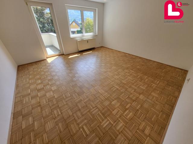 Schöne 3 Zimmer Wohnung in Ebensee mit Loggia und TG Abstellplatz OHNE LIFT