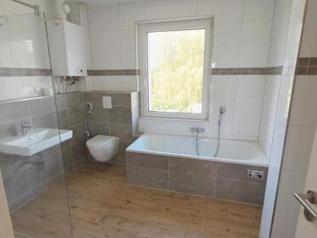 schöne 3 Zimmer Wohnung In Kammermark!