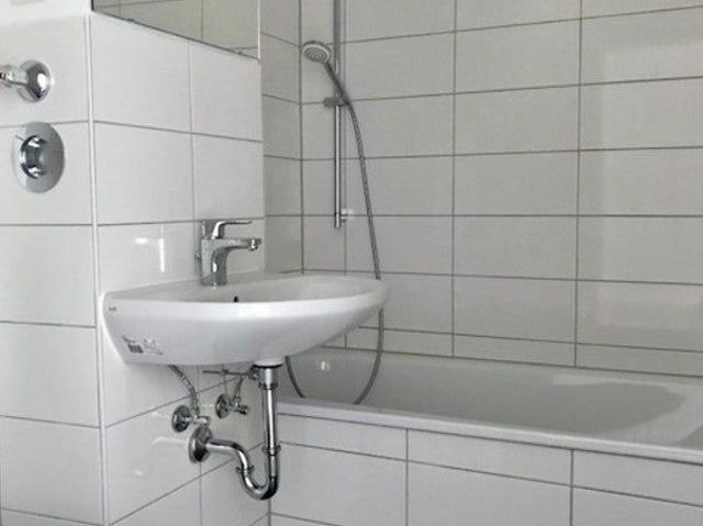 Schöne 3 Zimmer Wohnung in Moosach!