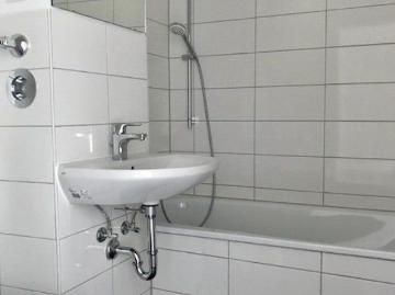 Schöne 3 Zimmer Wohnung in Moosach!