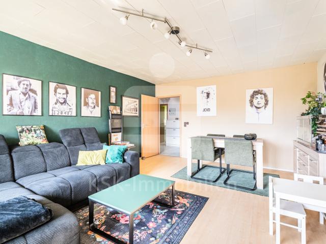 Schöne 3 Zimmer Wohnung inklusive Garage in Sindorf !