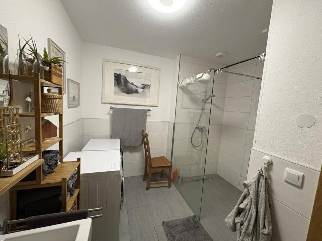 Schöne 3 Zimmer Wohnung mit Aussichtsterrasse