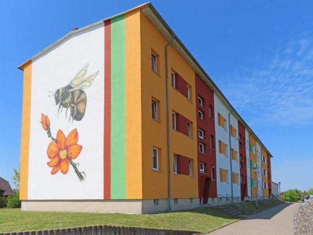 Schöne 3 Zimmer Wohnung mit Badewanne und Tageslichtbad vor den Toren Schwerins