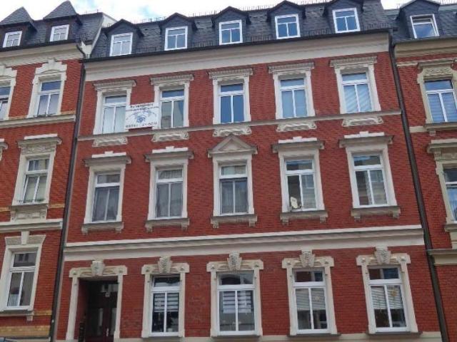 schöne 3 Zimmer Wohnung mit Balkon im Hochparterre