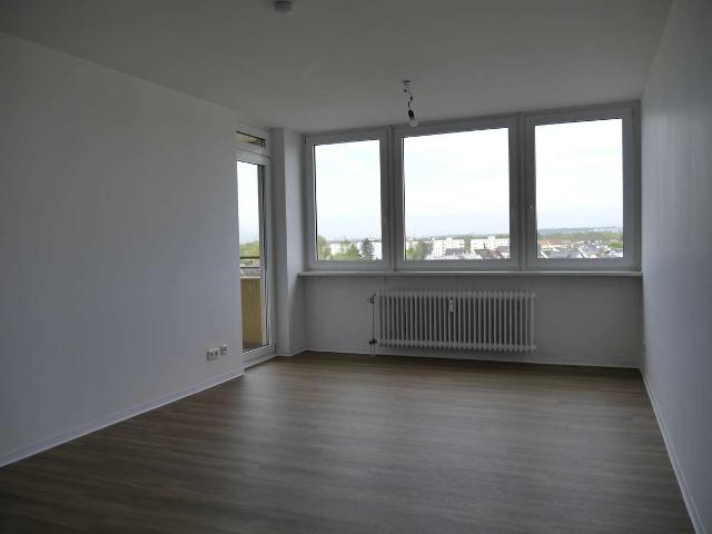 Schöne 3 Zimmer Wohnung mit Balkon in Maintal Bischofsheim zu vermieten