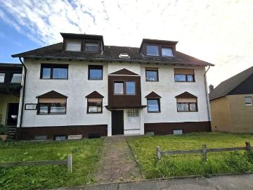 Schöne 3 Zimmer Wohnung mit Balkon in ruhiger Lage