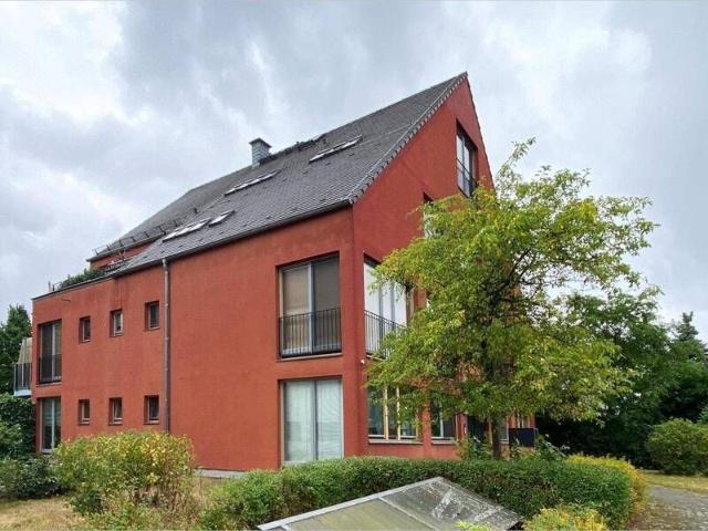 Schöne 3 Zimmer Wohnung mit Balkon und Blick ins Grüne!