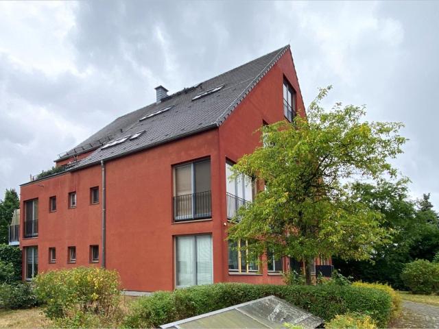Schöne 3 Zimmer Wohnung mit Balkon und Blick ins Grüne!