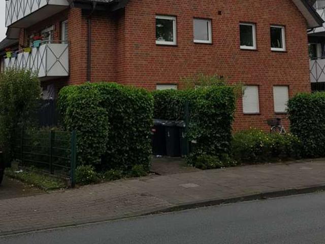 Schöne 3 Zimmer Wohnung mit Balkon
