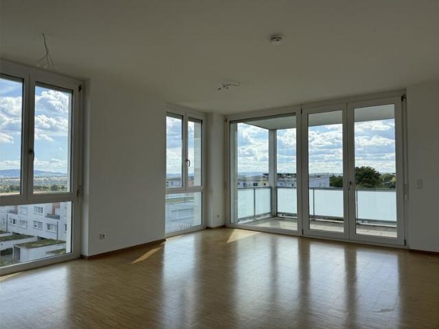Schöne 3 Zimmer Wohnung mit Balkon