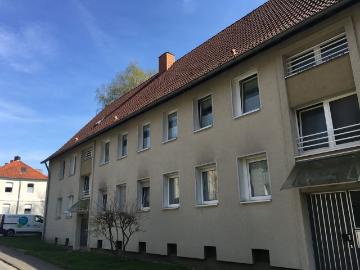 Schöne 3 Zimmer Wohnung mit Balkon