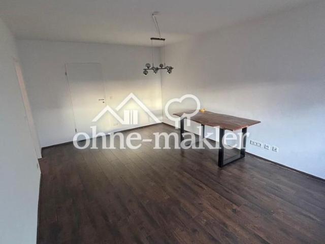 Schöne 3 Zimmer Wohnung mit Balkon!