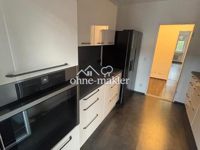 Schöne 3 Zimmer Wohnung mit Balkon!