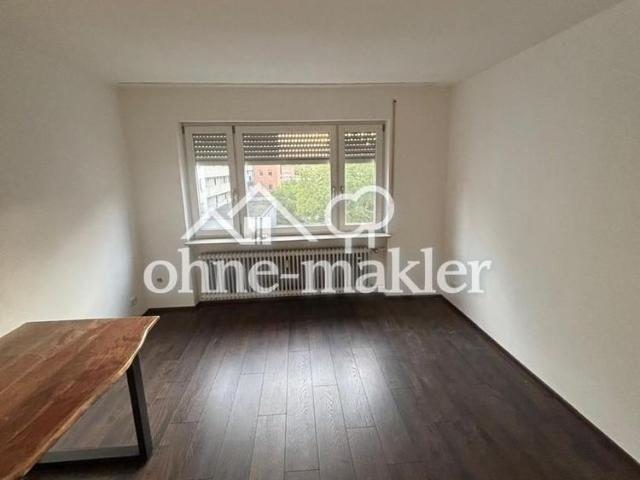 Schöne 3 Zimmer Wohnung mit Balkon!