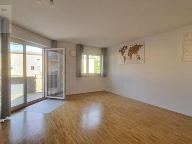 Schöne 3 Zimmer Wohnung mit großem Balkon Nähe Westpark