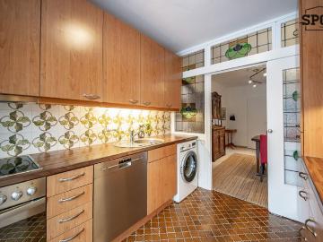 Schöne 3 Zimmer Wohnung mit großem Garten in Harlaching